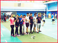 集團(tuán)公司青島營(yíng)銷(xiāo)部受邀參加中外運(yùn)集運(yùn)山東分公司第四屆“山東集運(yùn)杯”羽毛球客戶邀請(qǐng)賽