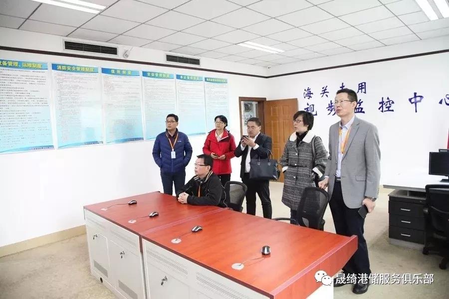 省領(lǐng)導(dǎo)蒞臨集團公司參觀調(diào)研與指導(dǎo)倉儲標準化建設(shè)工作