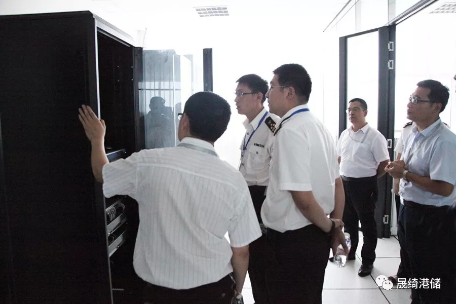 14 15456300844048.jpg